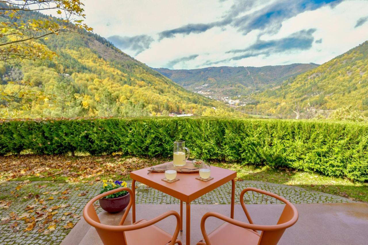 Solar Da Castanha - Forest House Мантейгас Экстерьер фото